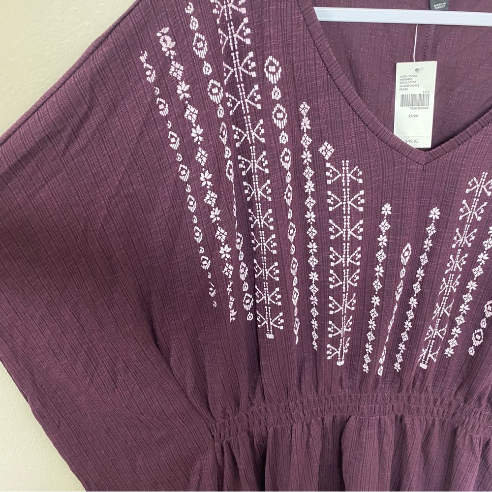 Lane Bryant Flutter Sleeve Embroidered Short Sleeve Top - Picture 2 of 8